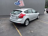 Used 2013 Ford Focus SE w/ SE Winter Pkg image 5