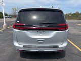 Used 2022 Chrysler Pacifica Limited image 4