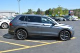Used 2022 Volkswagen Tiguan SE image 3