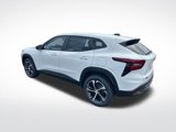 New 2025 Chevrolet Trax RS w/ Sunroof Package image 3