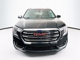 Used 2022 GMC Terrain SLT w/ Infotainment Package II image 2