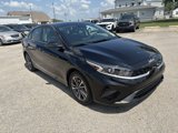 Used 2023 Kia Forte LXS w/ LXS Technology Package image 2