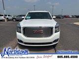 Used 2017 GMC Yukon XL SLT image 2