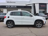 Used 2017 Volkswagen Tiguan Sport image 2