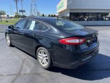 Used 2016 Ford Fusion SE image 3
