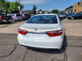 Used 2016 Toyota Camry LE image 5