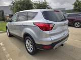Used 2019 Ford Escape SE image 3