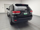 Used 2020 Jeep Grand Cherokee Laredo image 6