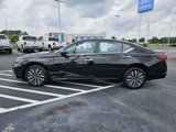 Used 2023 Nissan Altima 2.5 SV image 4