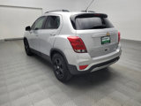 Used 2020 Chevrolet Trax LT w/ Sun & Sound Package image 5