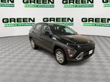 New 2025 Hyundai Kona SE image 2
