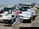 Used 2021 Chevrolet Equinox LS w/ LS Convenience Package image 5