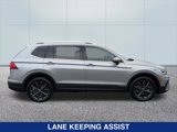 Used 2022 Volkswagen Tiguan SE image 6