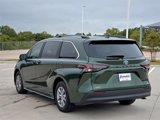Certified 2025 Toyota Sienna LE image 5