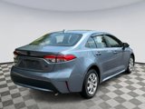 Used 2022 Toyota Corolla LE image 2