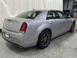 Used 2017 Chrysler 300 S image 5