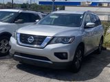 Used 2019 Nissan Pathfinder SV image 3
