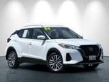Used 2024 Nissan Kicks SV image 2