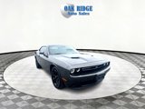 Used 2017 Dodge Challenger SXT image 3