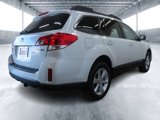 Used 2013 Subaru Outback 2.5i Premium image 3