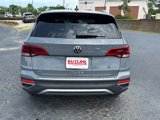 Used 2023 Volkswagen Taos SE w/ Panoramic Sunroof Package image 4