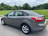 Used 2013 Ford Focus SE w/ SE Winter Pkg image 4