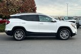 Used 2024 GMC Terrain SLT image 3