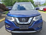 Used 2020 Nissan Rogue SV image 2