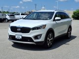 Used 2017 Kia Sorento EX image 2
