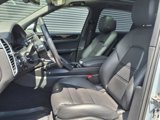Certified 2023 Porsche Cayenne Platinum Edition image 4