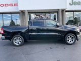 Used 2020 RAM 1500 4x4 Crew Cab image 2