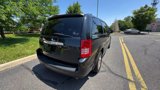 Used 2009 Chrysler Town & Country Touring w/ Entertainment Group #2 image 6