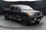 Used 2010 Nissan Titan SE image 2