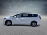 Used 2022 Chrysler Pacifica Touring-L image 4