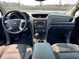 Used 2016 Chevrolet Traverse LT w/ Style and Technology Package image 3