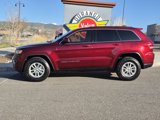 Used 2018 Jeep Grand Cherokee Laredo image 2