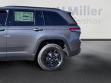 New 2025 Jeep Grand Cherokee Laredo image 4