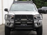 Used 2015 Toyota Tacoma 4x4 Double Cab image 3