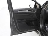 Used 2018 Ford Fusion SE w/ Fusion SE Technology Package image 5