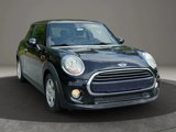 Used 2016 MINI Cooper 2-Door Hardtop image 3