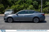 Used 2024 Nissan Altima 2.5 SV image 3