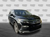 Used 2017 Honda Pilot Elite image 2