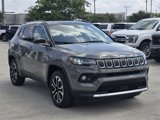 Used 2022 Jeep Compass Limited image 3
