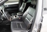 Used 2017 Jeep Grand Cherokee Limited w/ Luxury Group II image 3