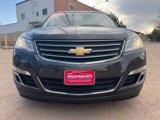 Used 2017 Chevrolet Traverse LT image 2