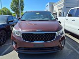 Used 2017 Kia Sedona LX w/ LX Essentials Premium Package image 2