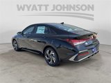 New 2025 Hyundai Elantra Sport image 3