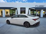 Used 2025 Hyundai Elantra SEL image 6