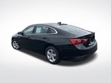 Used 2023 Chevrolet Malibu LS image 3