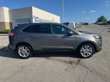 Used 2022 Ford Edge Titanium image 4